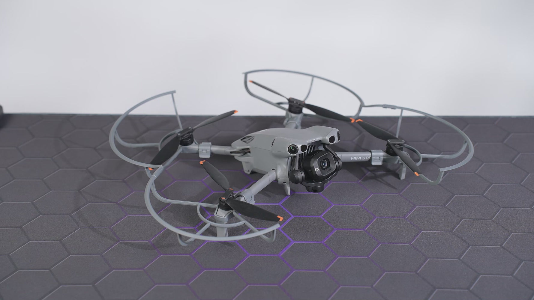 Video demonstration of STARTRC DJI Mini 5 Pro propeller guards showcasing quick installation and safe flight.